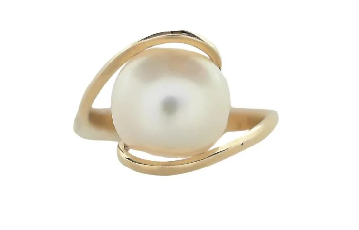 Exclusive Jewelry Sale – Grab Timeless Pieces Now Pearl Ring