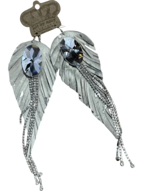Elegant Necklaces And Bracelets At Limited-Time Offers Women's Leather Feather With Crystals Earrings In White