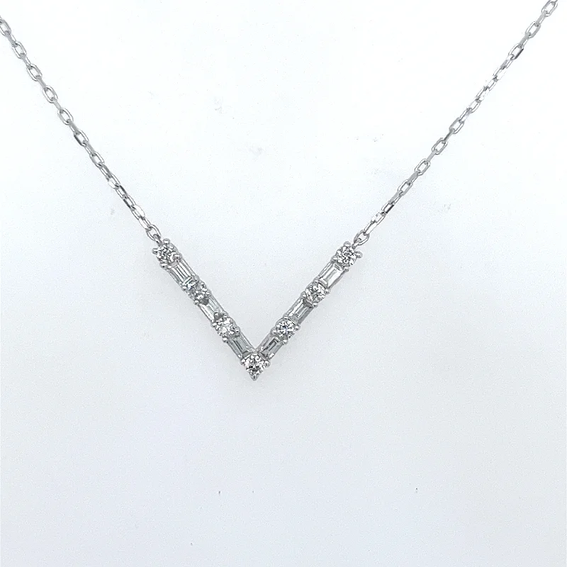 High-Quality Jewelry At A Fraction Of The Cost 18K White Gold Fancy Shape Diamond "V" Shaped Necklace (.31ctw)