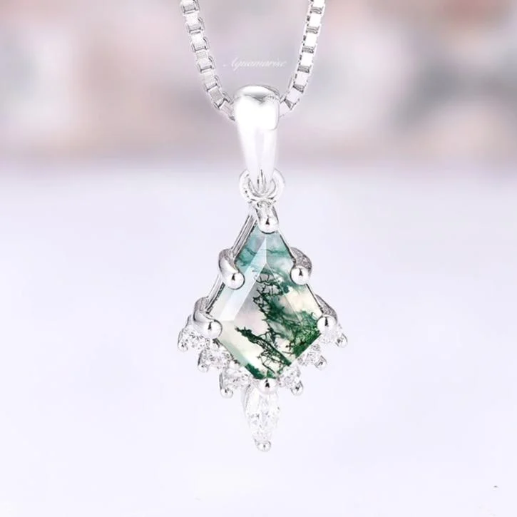Limited-Stock Jewelry Sale – Once It's Gone, It's Gone Skye Kite™  Kite Green Moss Agate Necklace- Sterling Silver