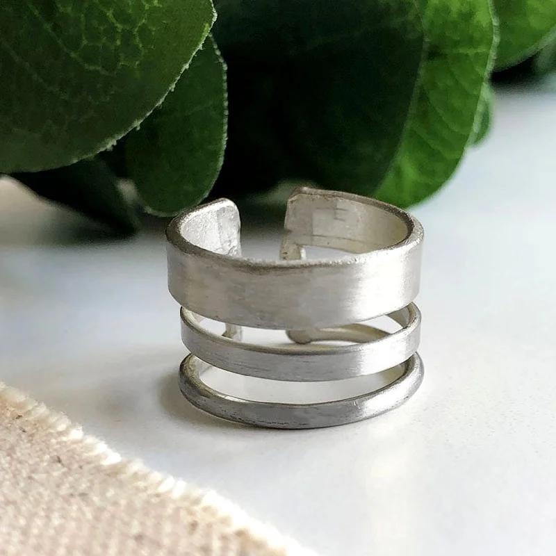 Elegant Rose Gold Jewelry For A Stylish Touch Triple Band Ring - Silver, India